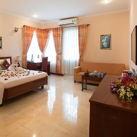 T78 Hotel Managed By Nha Khach T78 Хошимин Екстериор снимка